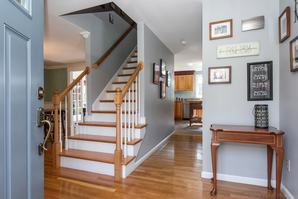 23 Riveredge Road Mansfield, MA 02048 - Photo 5 of 42 Gallery Image 5