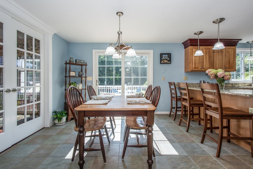 23 Riveredge Road Mansfield, MA 02048 - Photo 8 of 42 Gallery Image 8