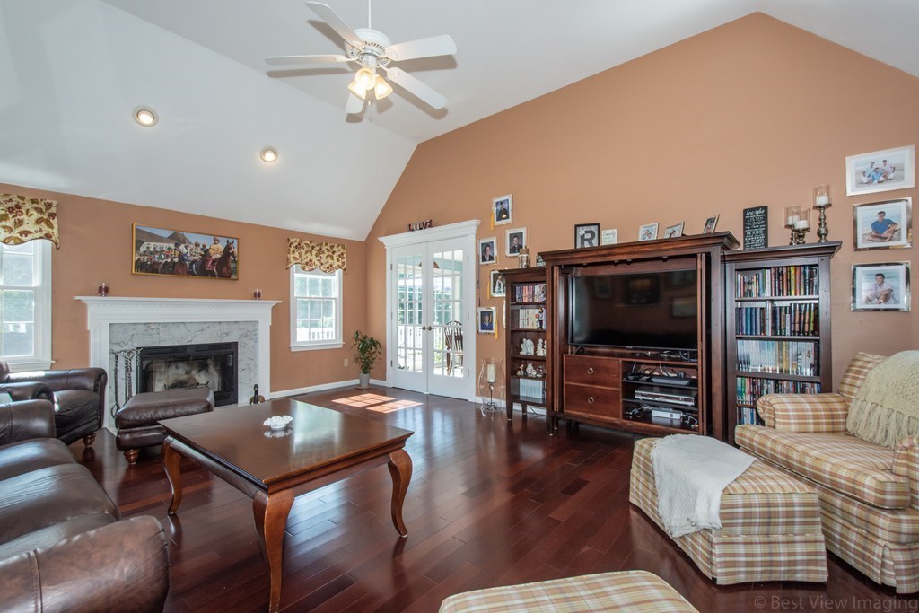 23 Riveredge Road Mansfield, MA 02048 - Photo 9 of 42 Gallery Image 9