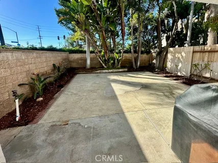 $6,300 | 111 Alabama Street, Huntington Beach, CA 92648