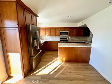 $6,300 | 111 Alabama Street, Huntington Beach, CA 92648