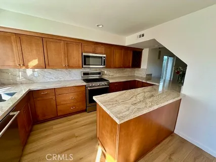 $6,300 | 111 Alabama Street, Huntington Beach, CA 92648