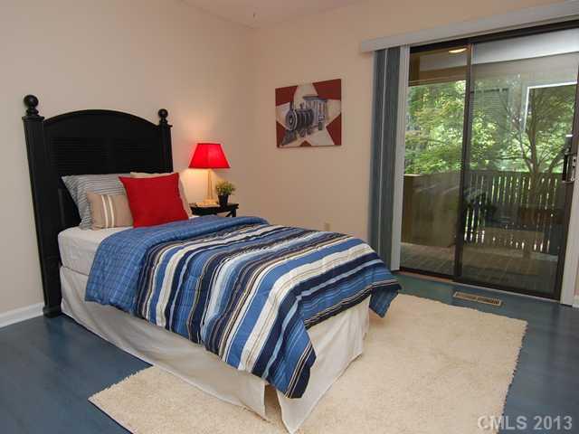 8 Cove Road Lake Wylie, SC 29710 - Photo 11 of 16 Gallery Image 11