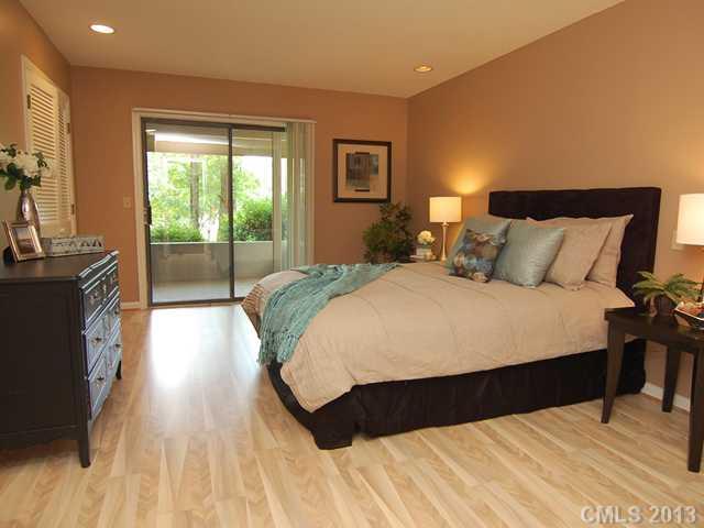 8 Cove Road Lake Wylie, SC 29710 - Photo 9 of 16 Gallery Image 9