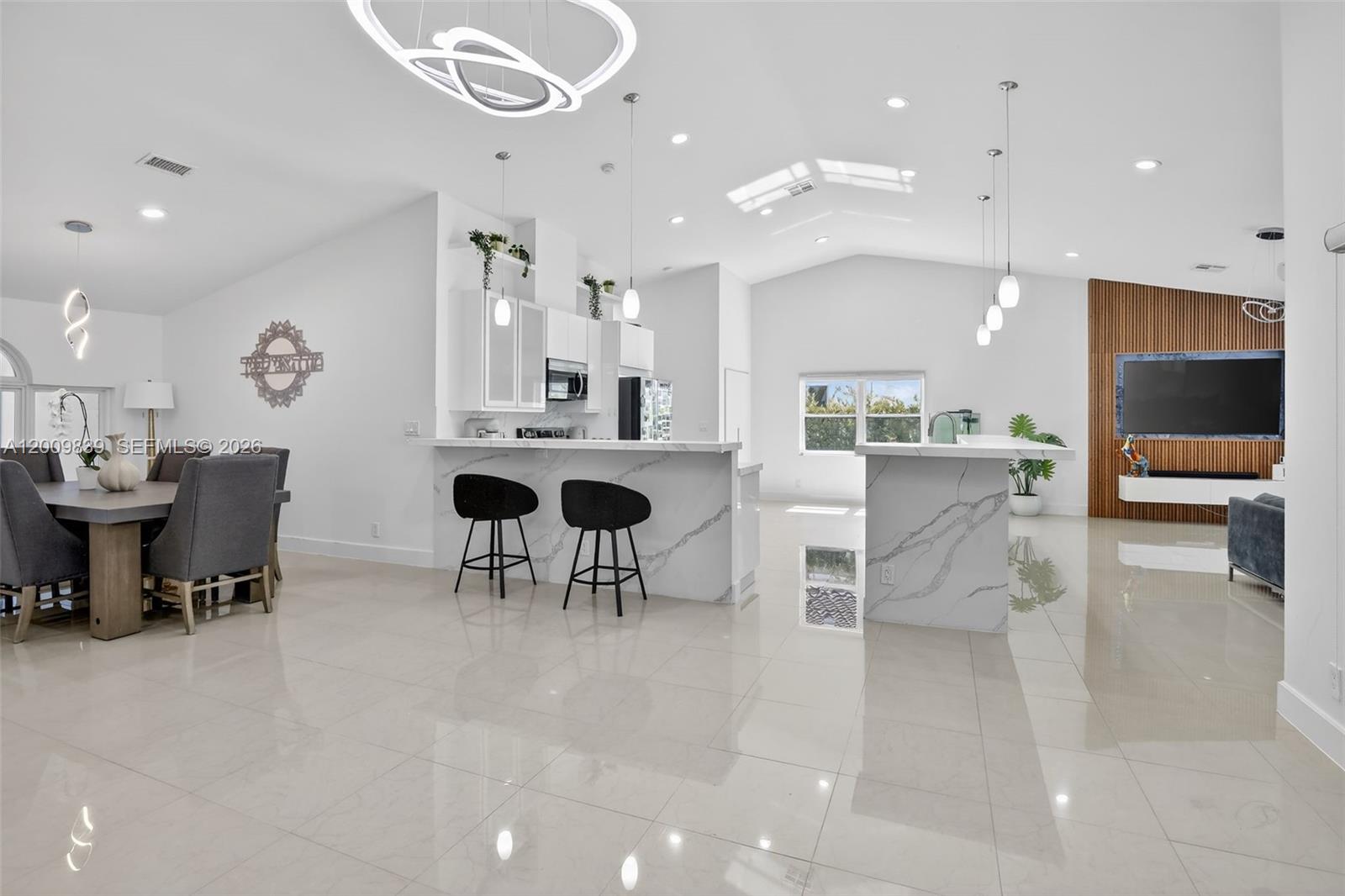 3540 North Park Road Hollywood, FL 33021 - Photo 12 of 44