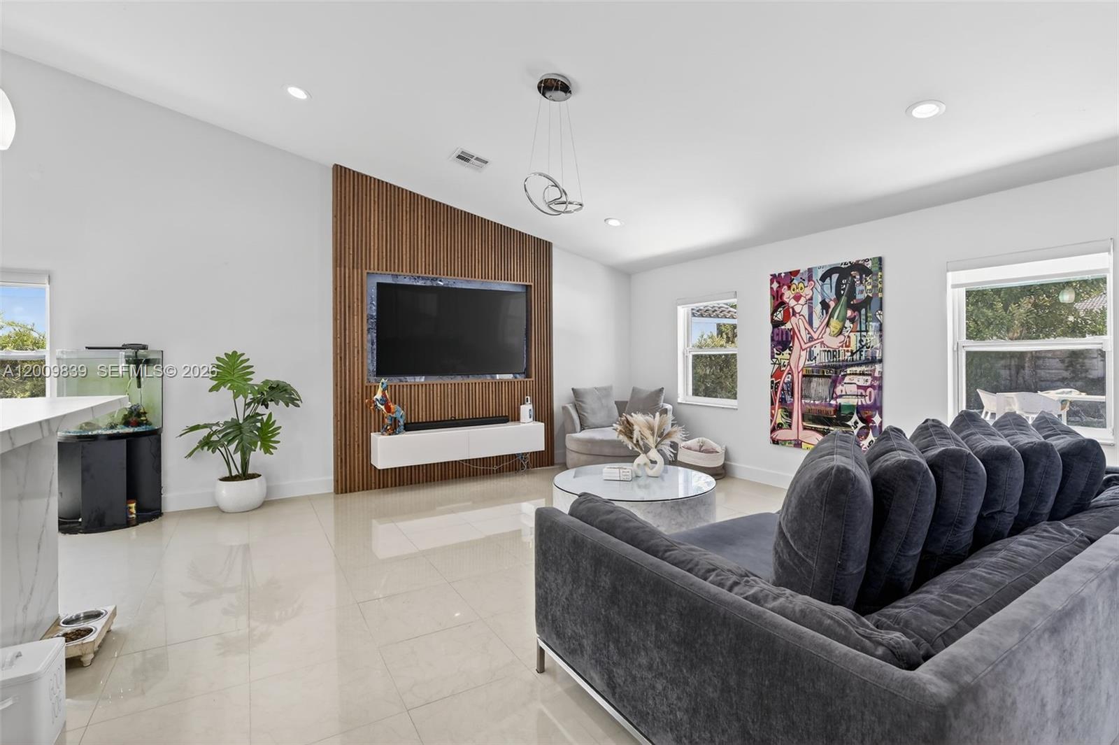 3540 North Park Road Hollywood, FL 33021 - Photo 15 of 44