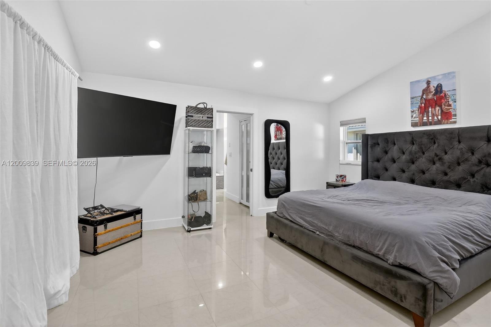 3540 North Park Road Hollywood, FL 33021 - Photo 18 of 44