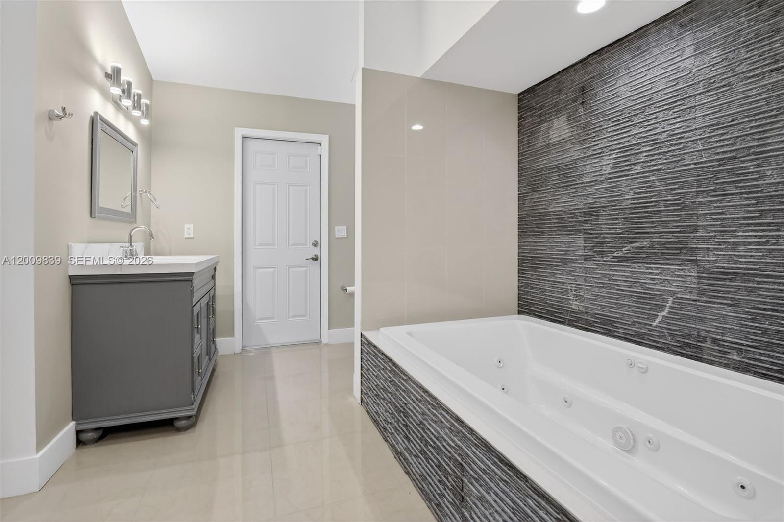3540 North Park Road Hollywood, FL 33021 - Photo 21 of 44