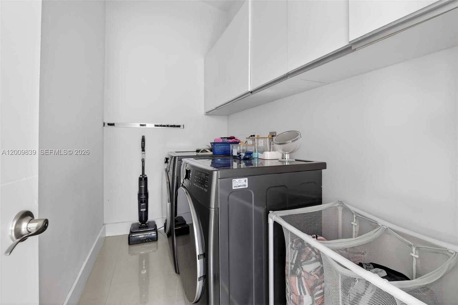 3540 North Park Road Hollywood, FL 33021 - Photo 32 of 44