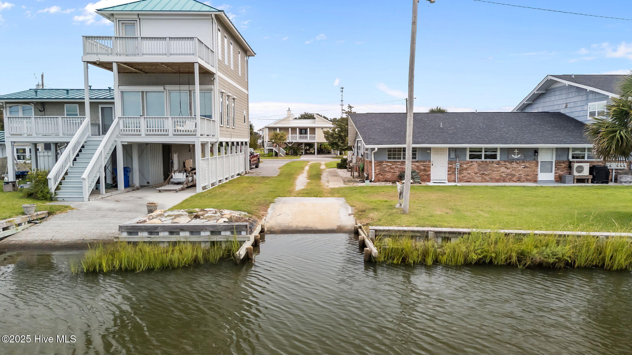 109 Cedar Lane, Unit 9 Cedar Point, NC 28584 - Photo 23 of 26 5-web-or-mls-DJI_20250922125227_0063_D