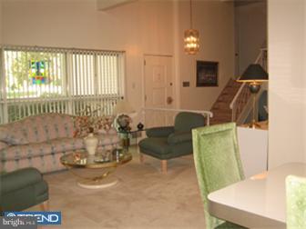 152 Yew Road Cheltenham, PA 19012 - Photo 2 of 12 Living Room
