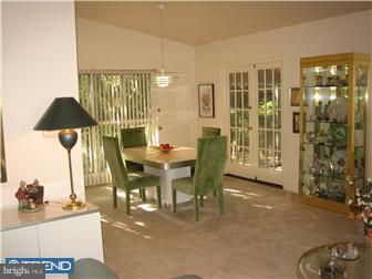 152 Yew Road Cheltenham, PA 19012 - Photo 4 of 12 Dining Room