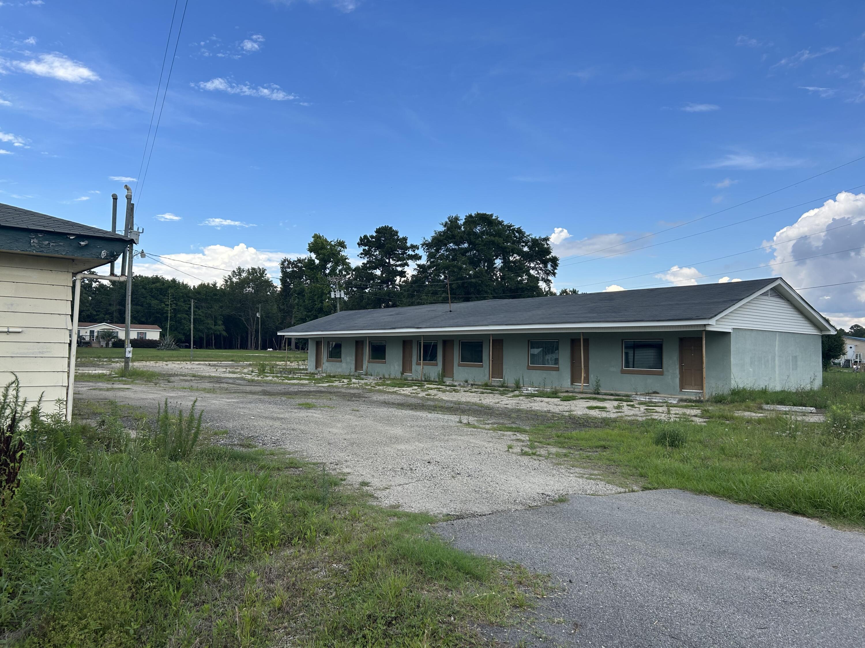 1054 Edgewater Road Pineville, SC 29468 - Photo 8 of 14
