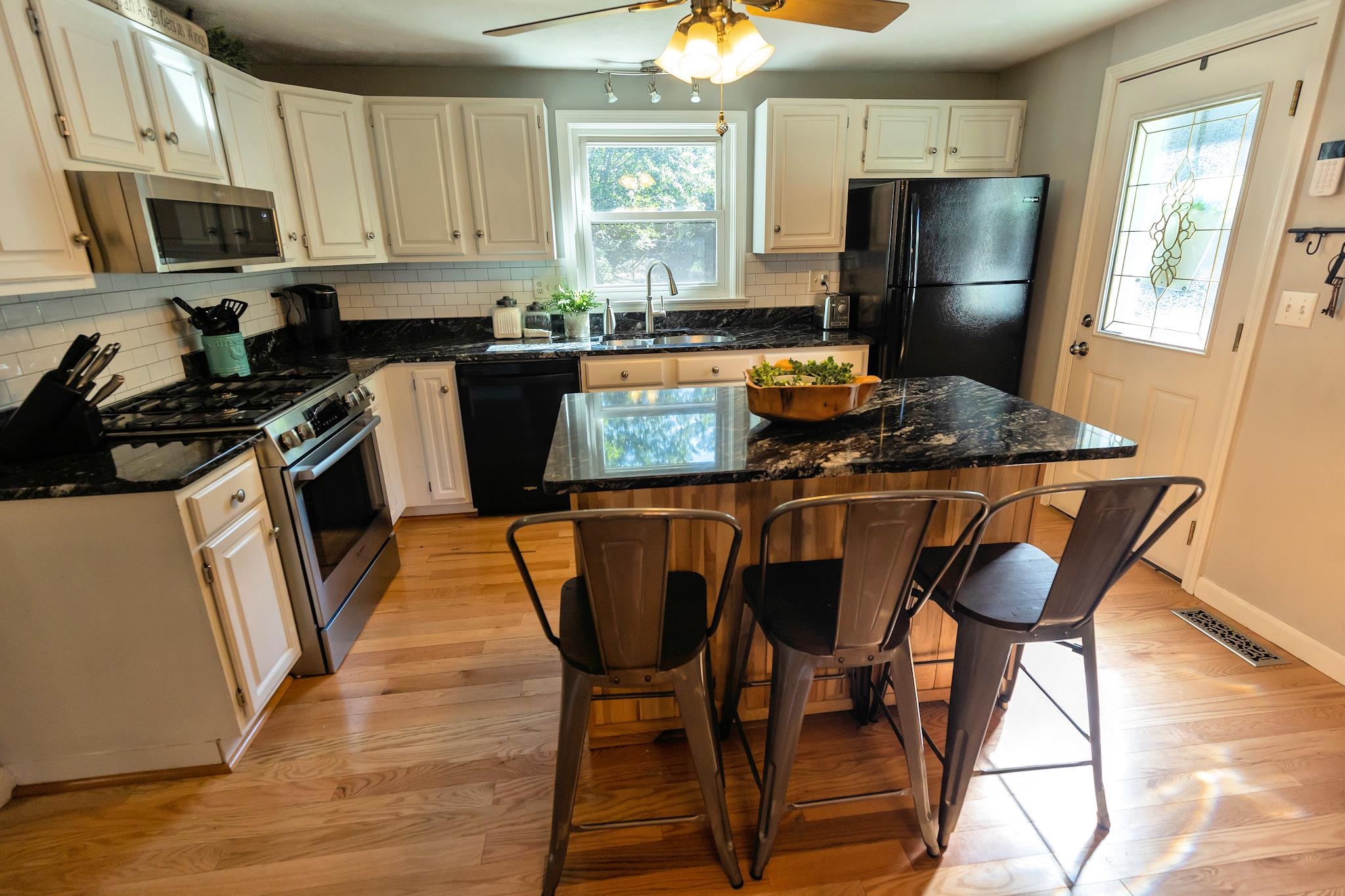 55 Jennison Road Milford, NH 03055 - Photo 2 of 40