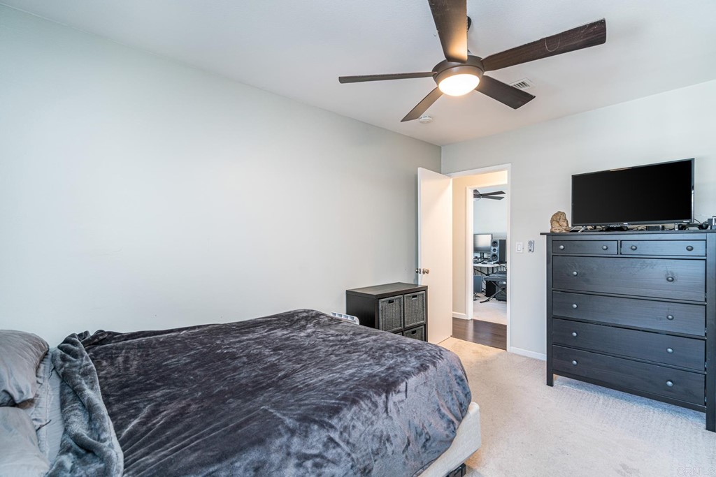 350 Calle Vallecito Oceanside, CA 92057 - Photo 13 of 23