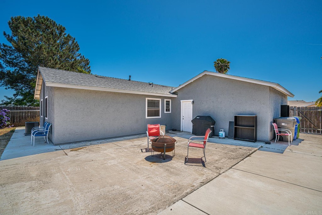 350 Calle Vallecito Oceanside, CA 92057 - Photo 16 of 23