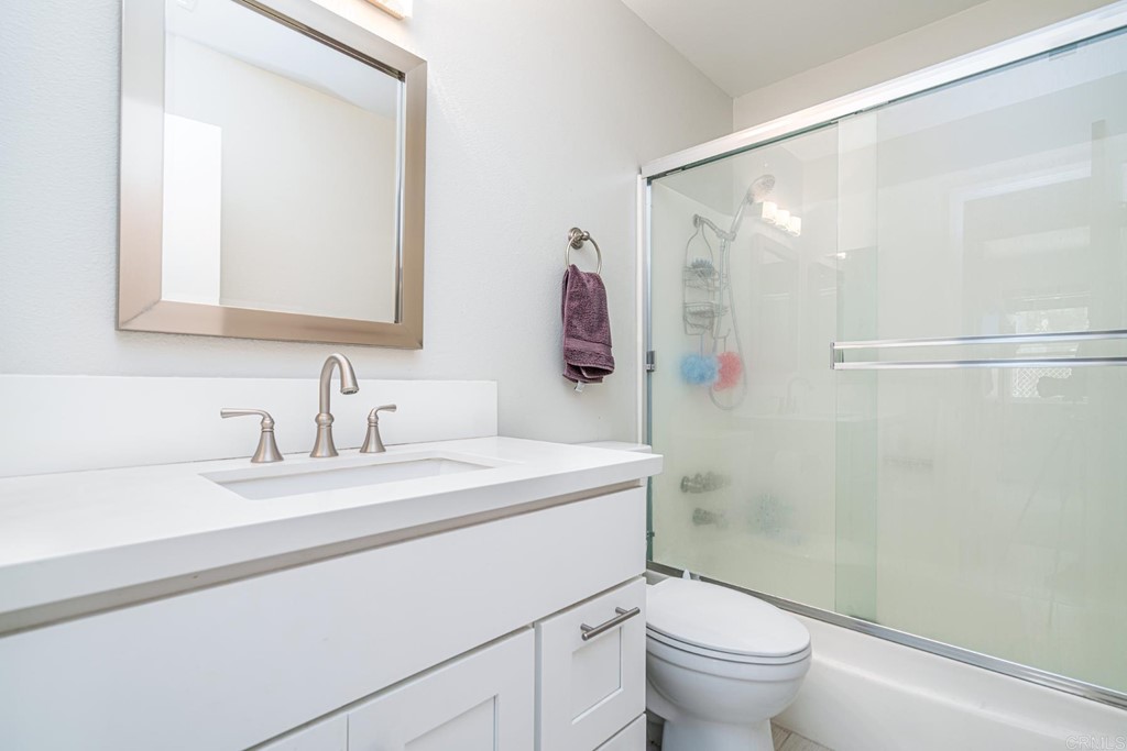 350 Calle Vallecito Oceanside, CA 92057 - Photo 10 of 23