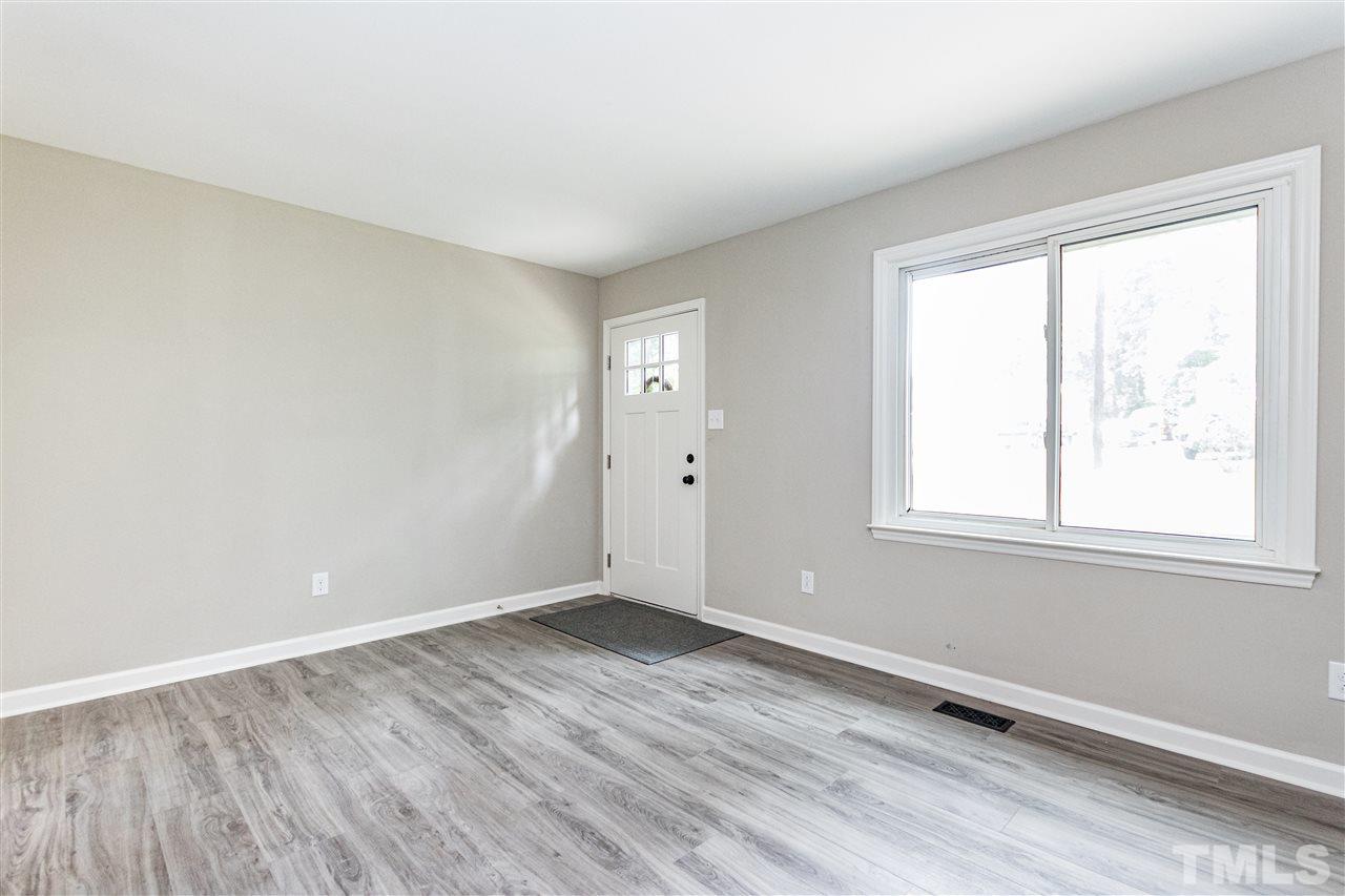 2924 Sylvester Street Raleigh, NC 27610 - Photo 8 of 27 Gallery Image 8