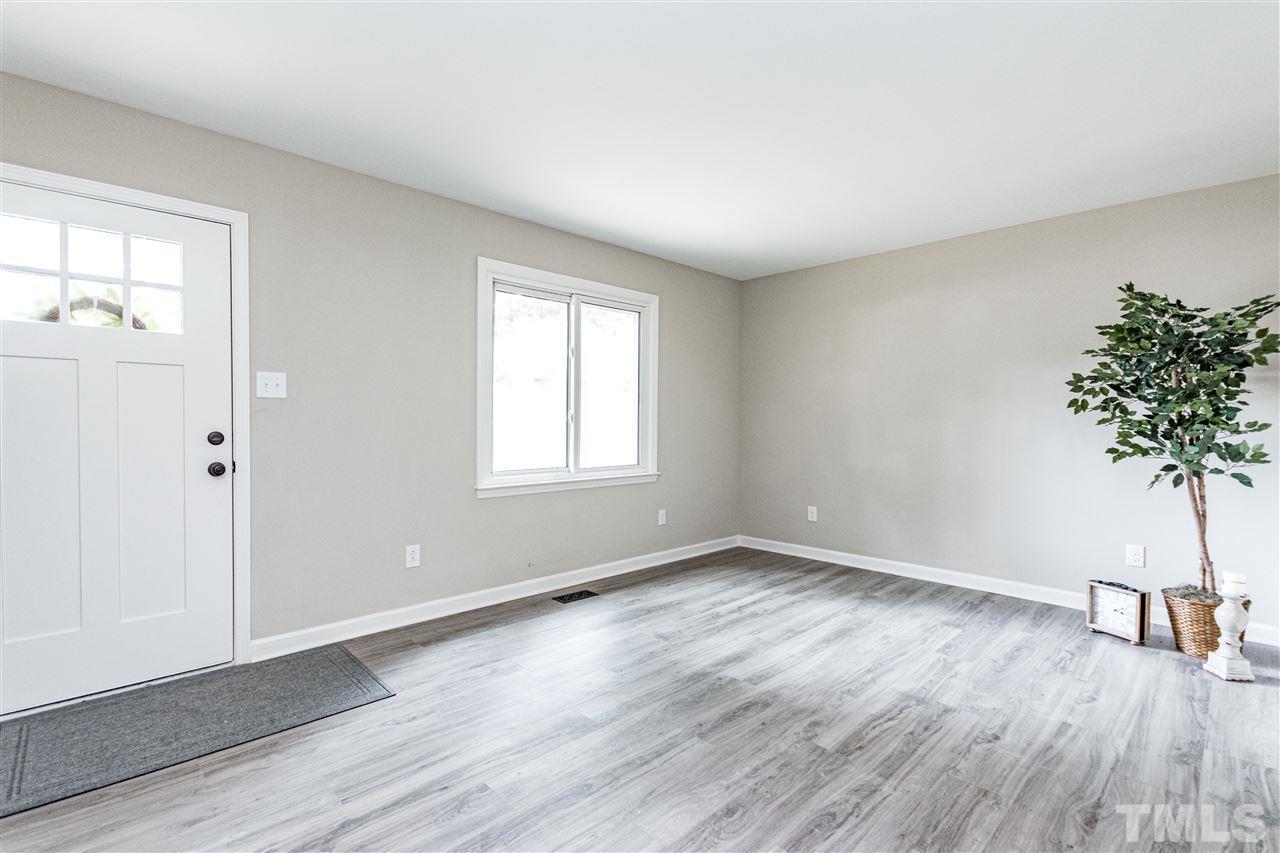 2924 Sylvester Street Raleigh, NC 27610 - Photo 9 of 27 Gallery Image 9