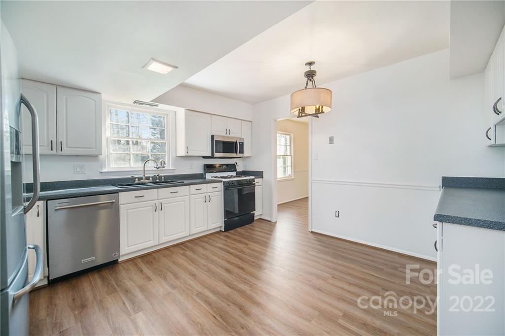 1335 Rock Point Road Charlotte, NC 28270 - Photo 11 of 34 Gallery Image 11