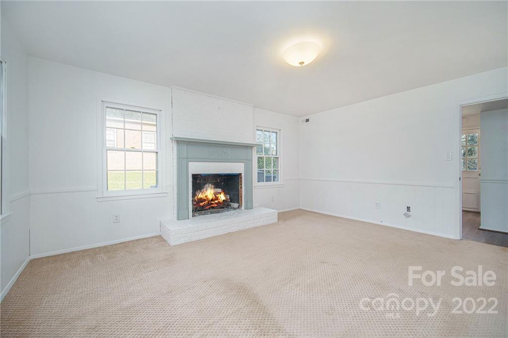 1335 Rock Point Road Charlotte, NC 28270 - Photo 18 of 34 Gallery Image 18