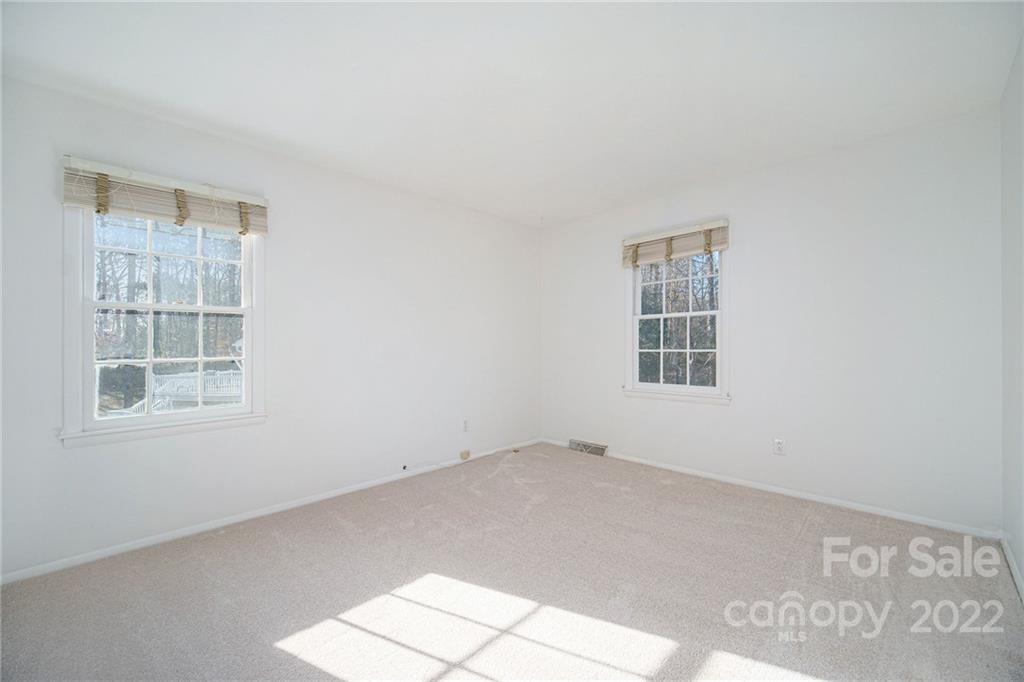 1335 Rock Point Road Charlotte, NC 28270 - Photo 20 of 34 Gallery Image 20