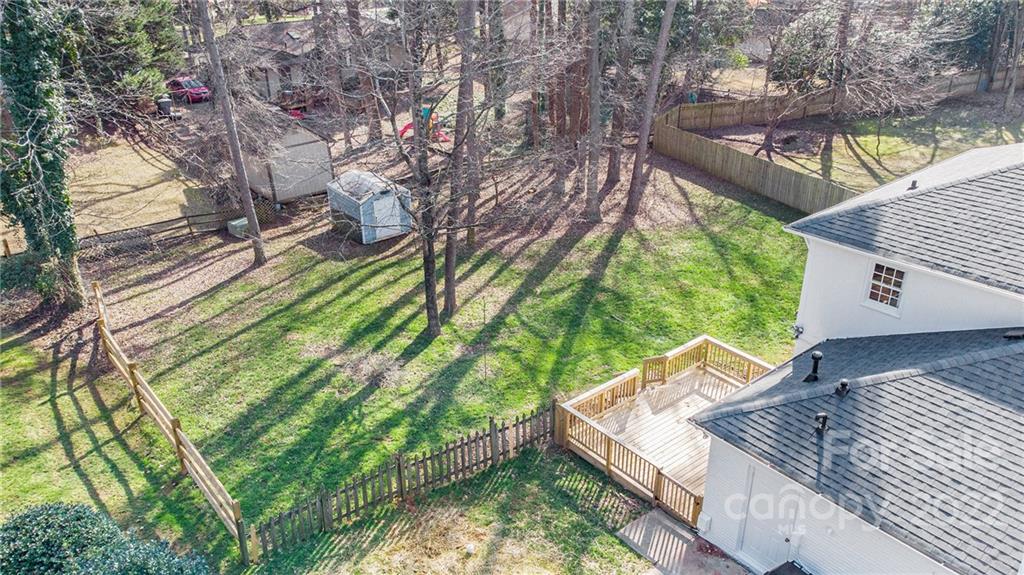 1335 Rock Point Road Charlotte, NC 28270 - Photo 32 of 34 Gallery Image 32