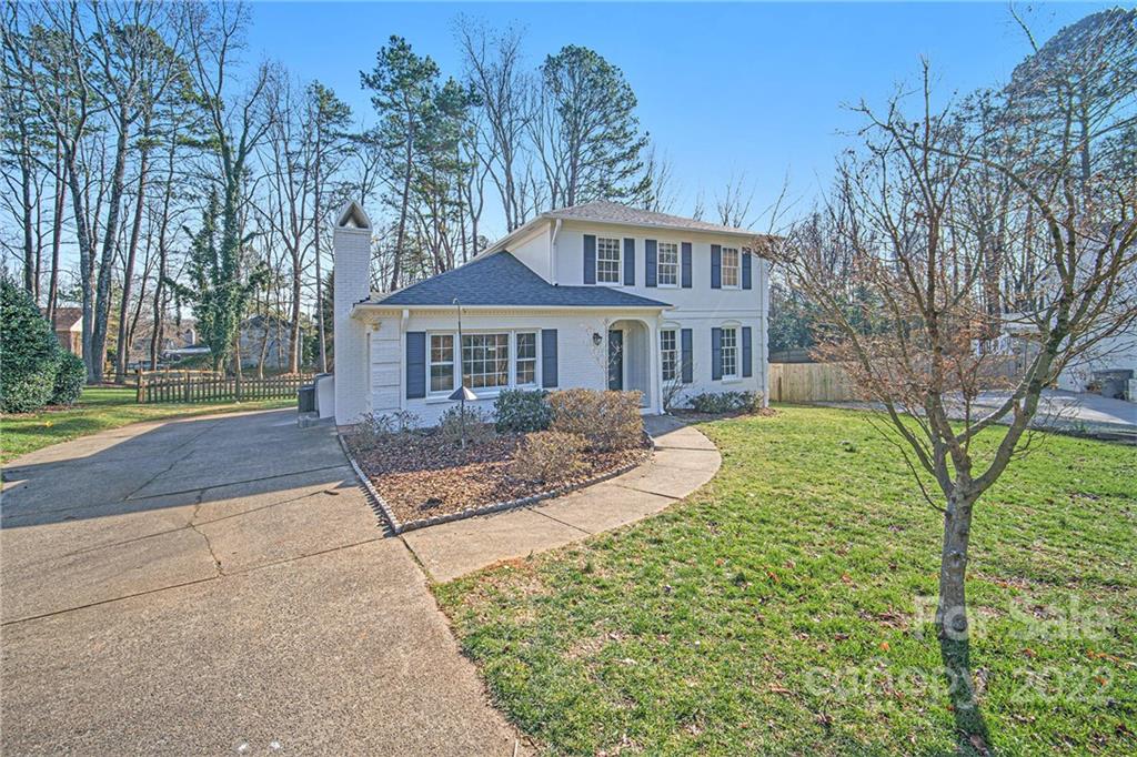 1335 Rock Point Road Charlotte, NC 28270 - Photo 5 of 34 Gallery Image 5
