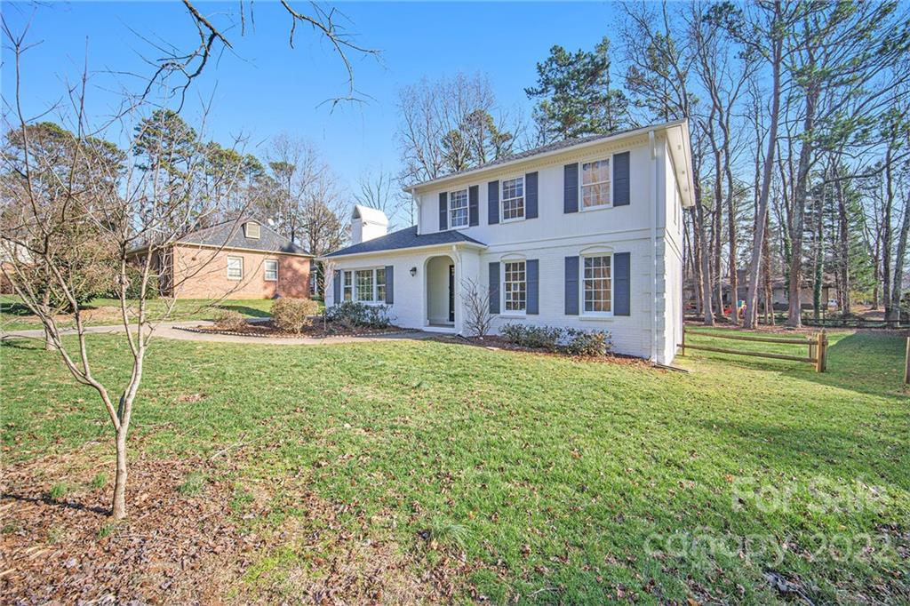 1335 Rock Point Road Charlotte, NC 28270 - Photo 6 of 34 Gallery Image 6