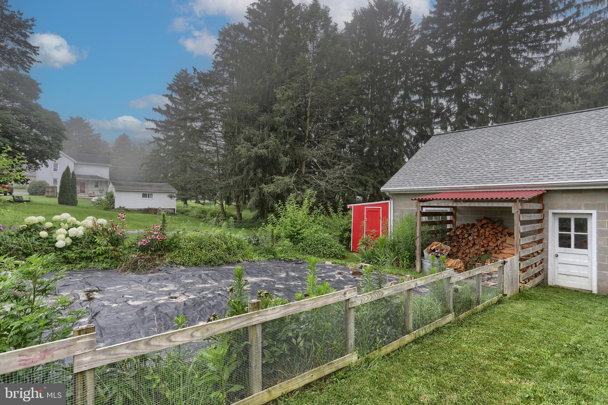 206 Rex Street Lebanon, PA 17042 - Photo 4 of 38 Gardens and chick coop