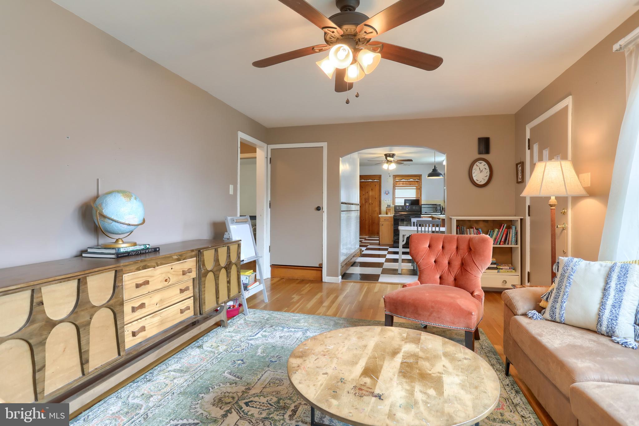 206 Rex Street Lebanon, PA 17042 - Photo 8 of 38 Hardwood floors