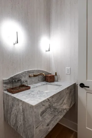 $2,100,000 | 323 Kelly Glenn Court, Brentwood, TN 37027