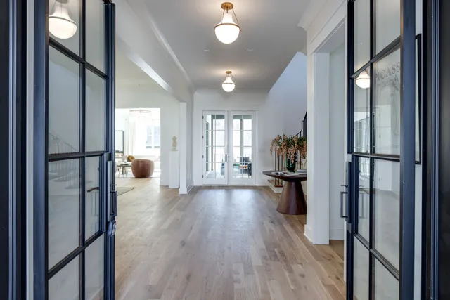 $2,100,000 | 323 Kelly Glenn Court, Brentwood, TN 37027