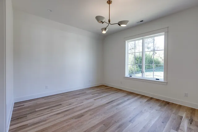 $2,100,000 | 323 Kelly Glenn Court, Brentwood, TN 37027