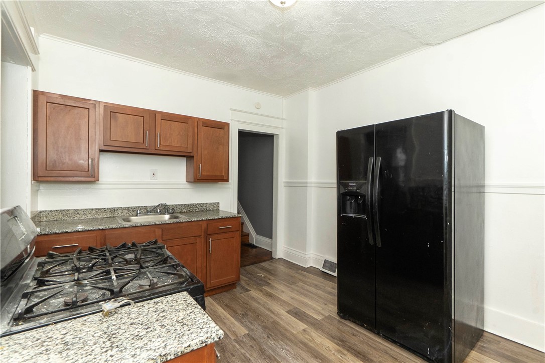 182-186 Magee Avenue Rochester, NY 14613 - Photo 14 of 30