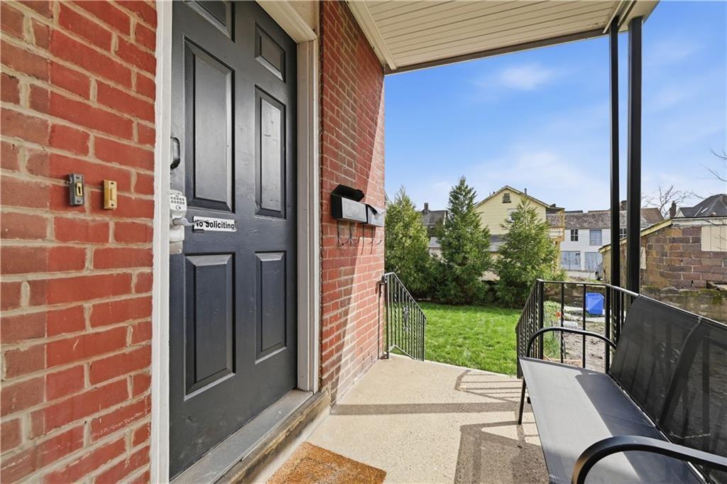 620 Blackburn Road, Unit 2 Sewickley, PA 15143 - Photo 2 of 17 Side Entrance