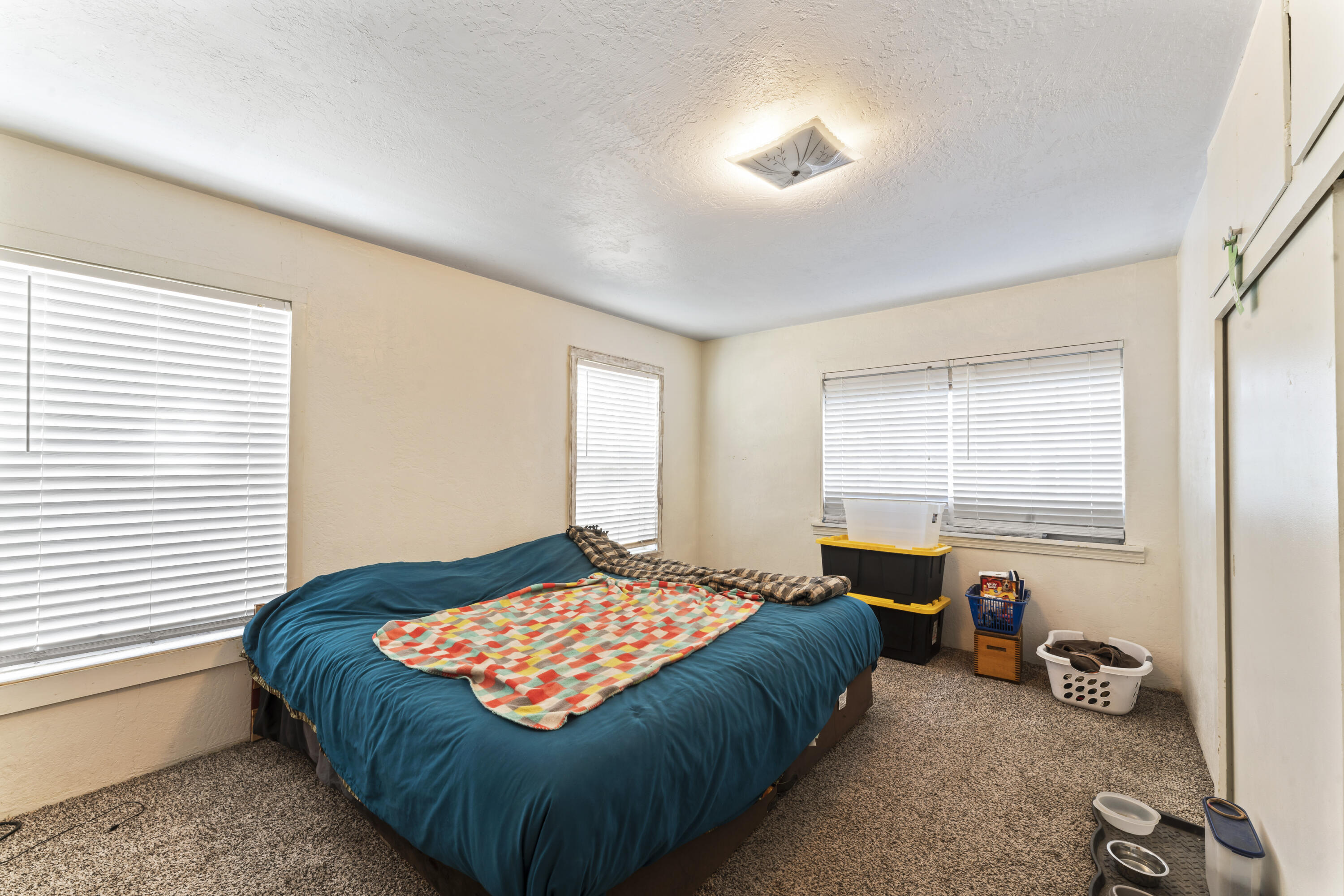 5370 New Hope Road Grants Pass, OR 97527 - Photo 27 of 63 27