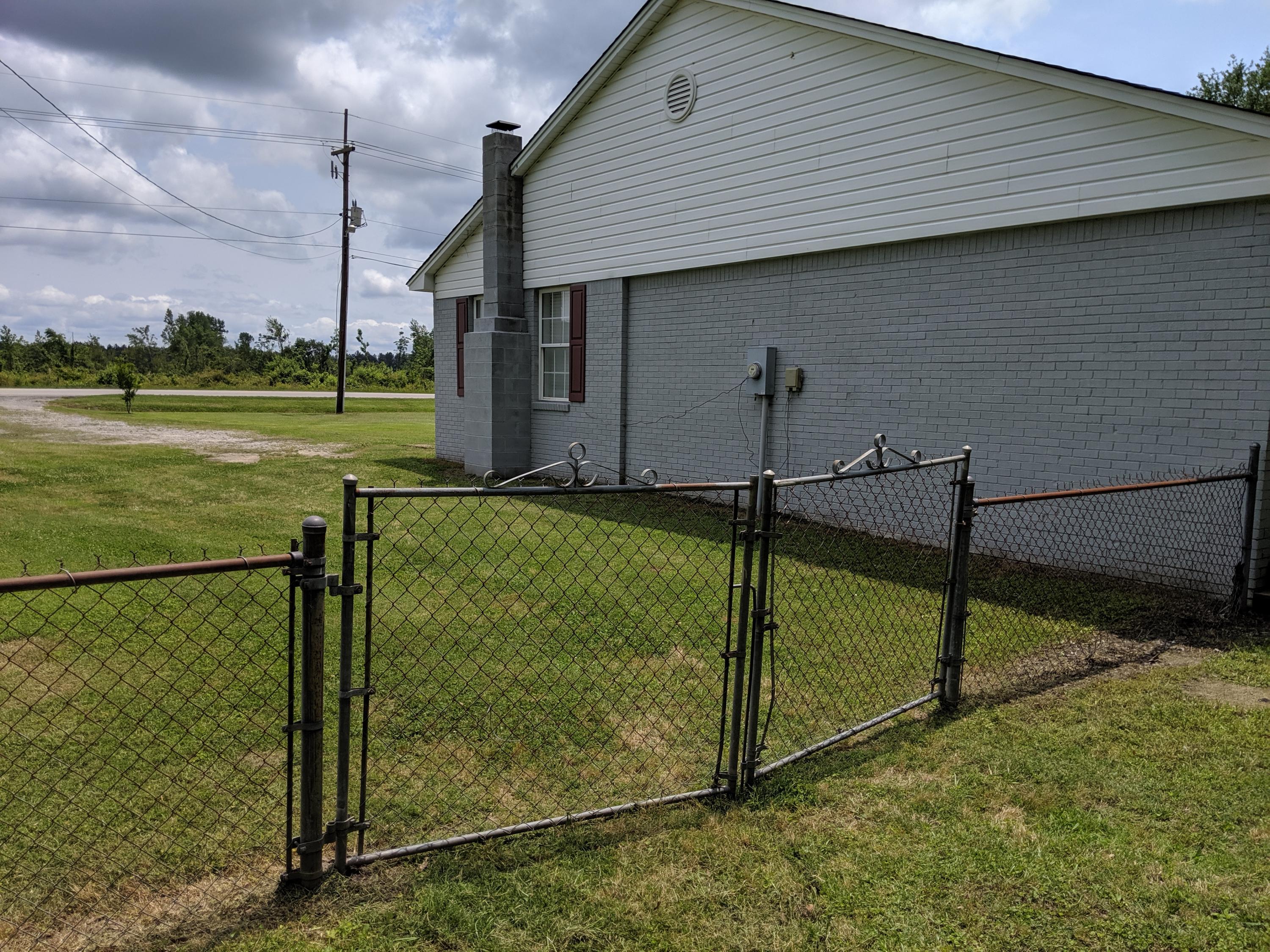 2160 Eutaw Road Holly Hill, SC 29059 - Photo 29 of 29 Side yard gate