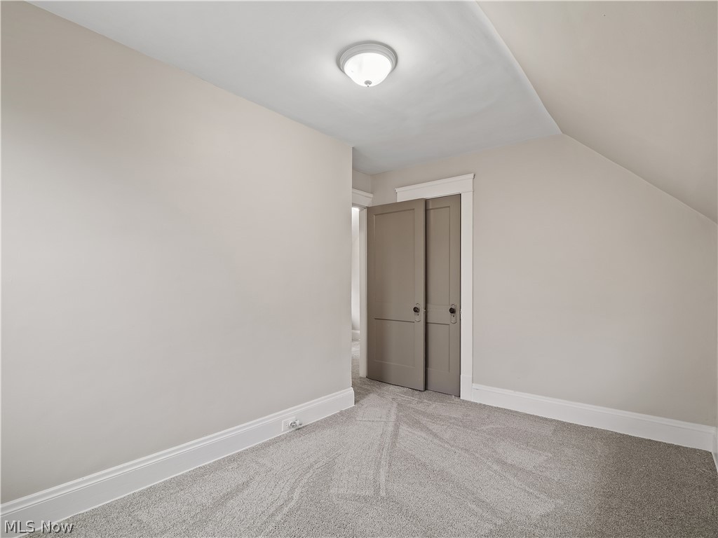 4710 Birchwood Road Cleveland, OH 44125 - Photo 24 of 31