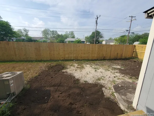 $1,595 | 654 Santa Monica Street, San Antonio, TX 78212