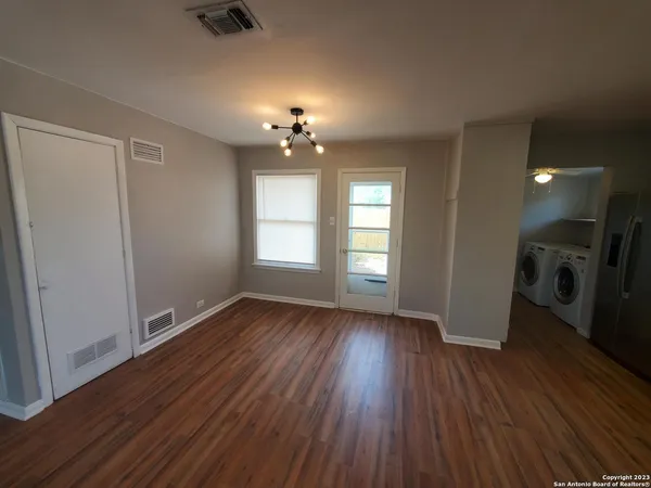 $1,595 | 654 Santa Monica Street, San Antonio, TX 78212