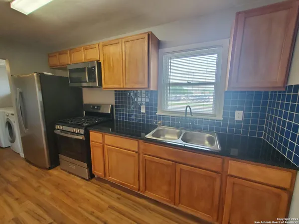 $1,595 | 654 Santa Monica Street, San Antonio, TX 78212
