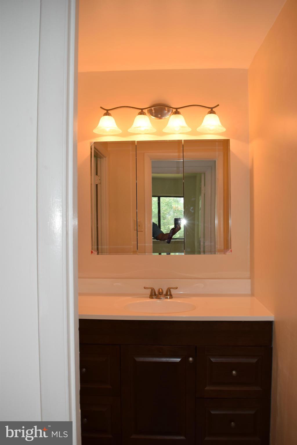 1743 Quantico Road Edgewater, MD 21037 - Photo 9 of 25 Bath