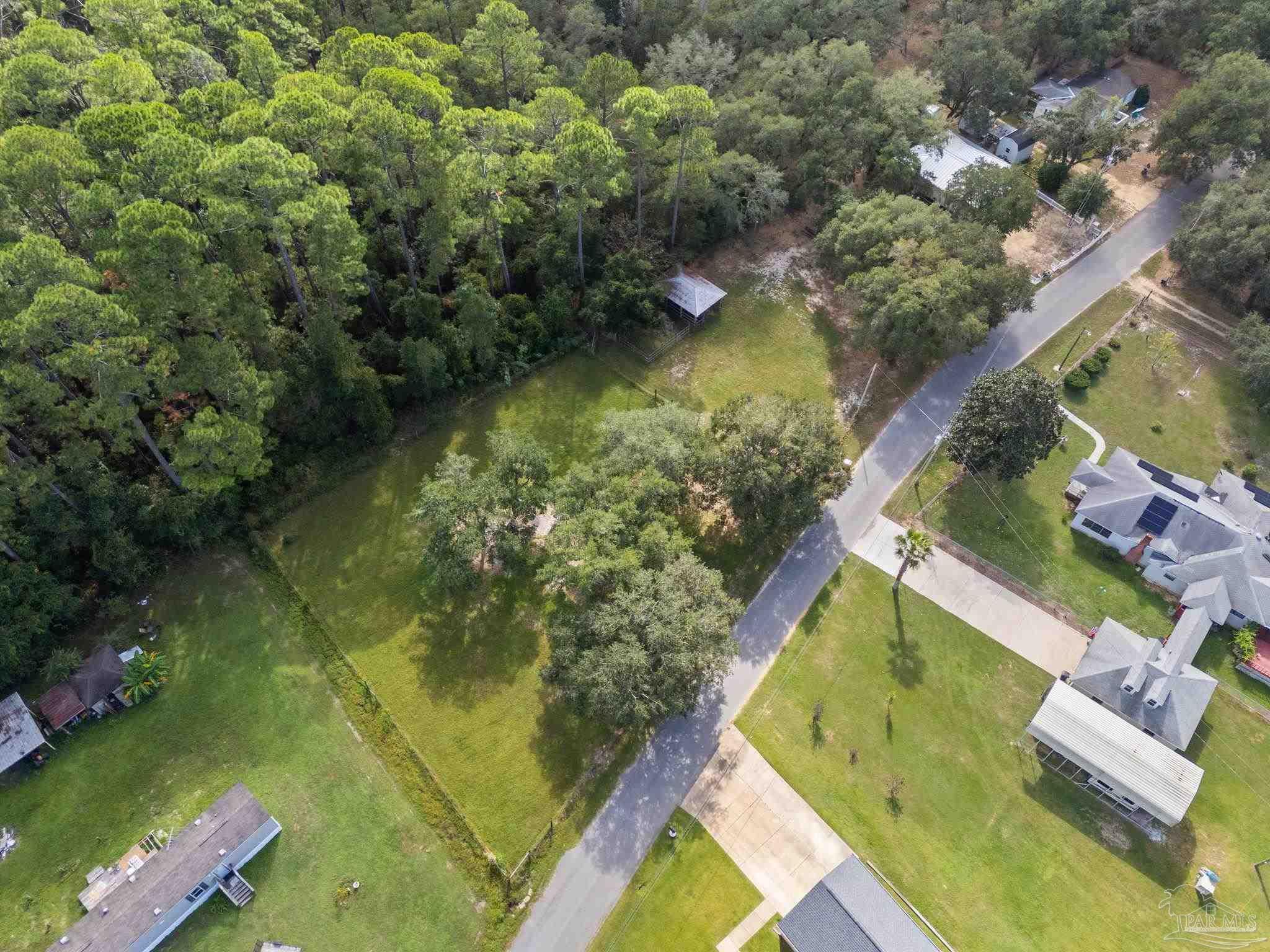 3318 Bob Tolbert Road Navarre, FL 32566 - Photo 11 of 15