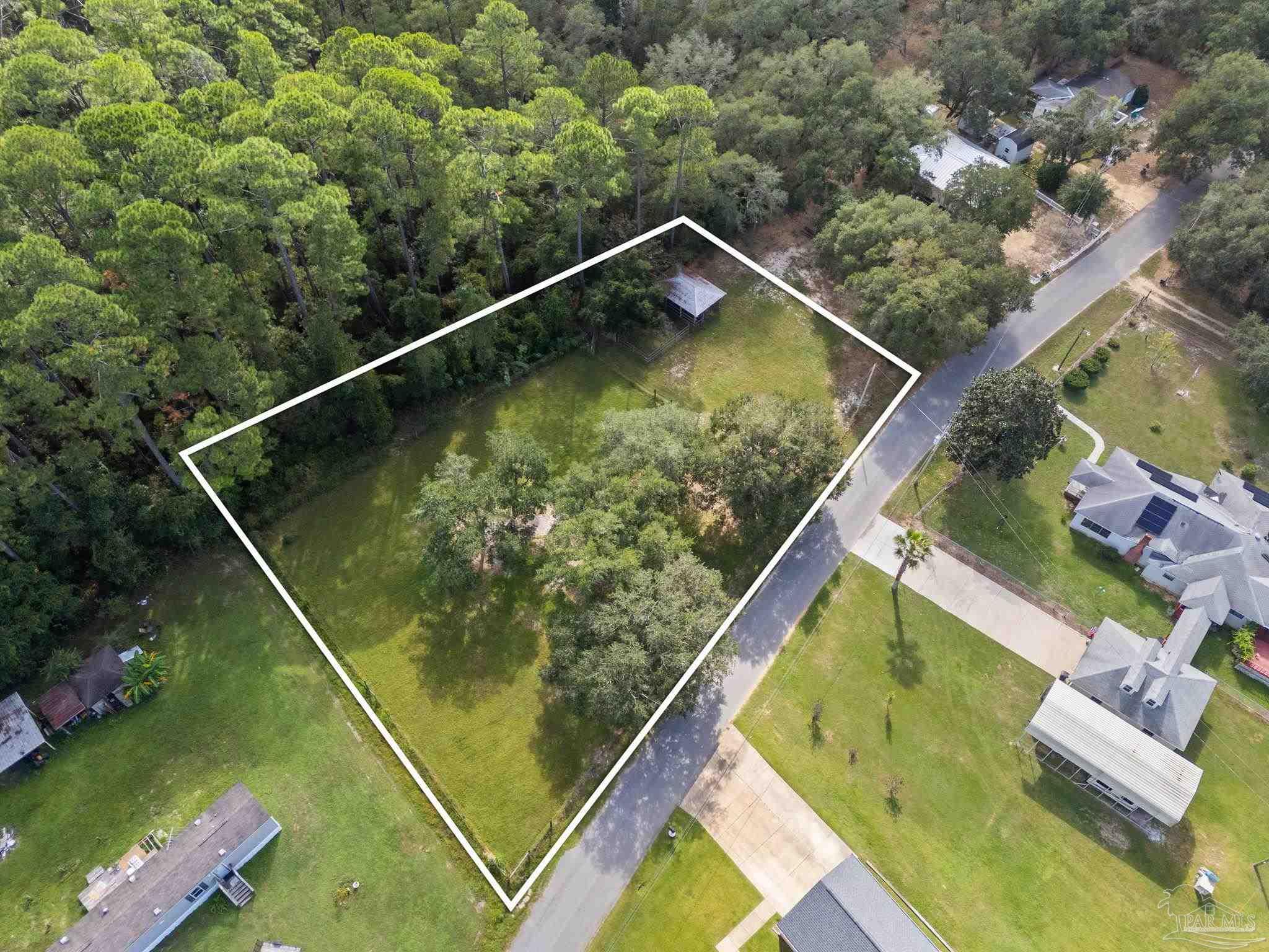 3318 Bob Tolbert Road Navarre, FL 32566 - Photo 10 of 15