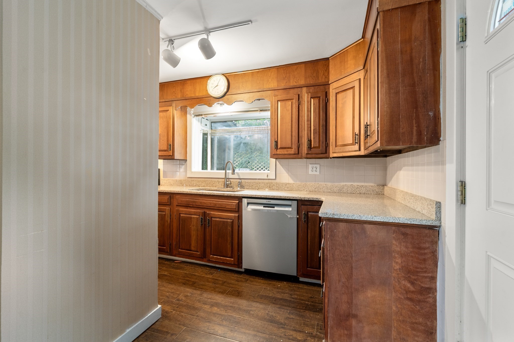 30 R Highland Street Gloucester, MA 01930 - Photo 14 of 24 Gallery Image 14