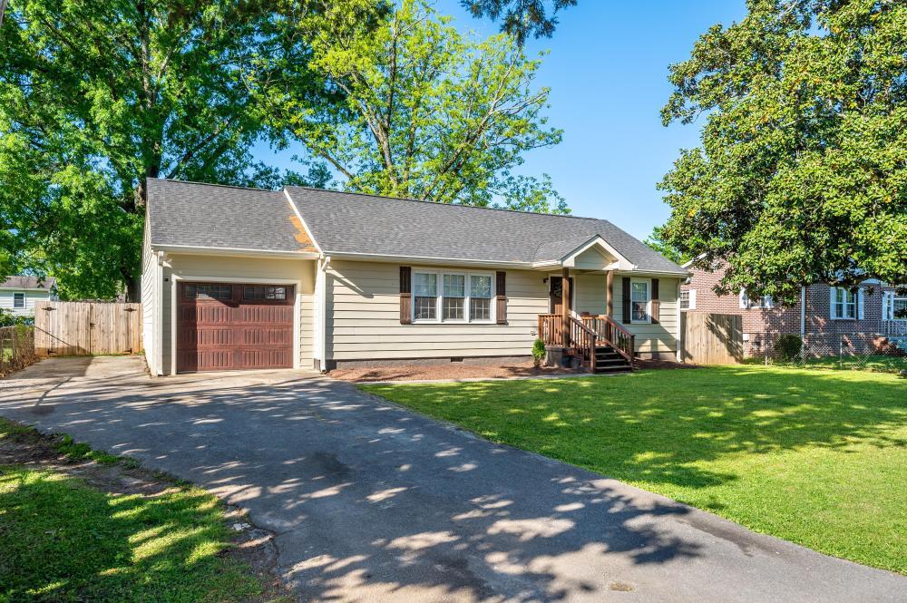 4606 Shawhan Road Chattanooga, TN 37411 - Photo 4 of 31 2023_05_May_4606_Shawhan_Rd_0004