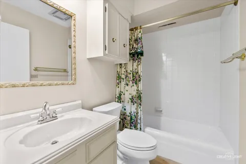$264,900 | 1 Normandie Drive, Unit 208, Sugar Grove, IL 60554