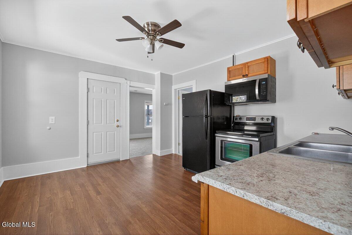 1331 Hodgson Street Schenectady, NY 12303 - Photo 11 of 28 1331 Hodgson St-27