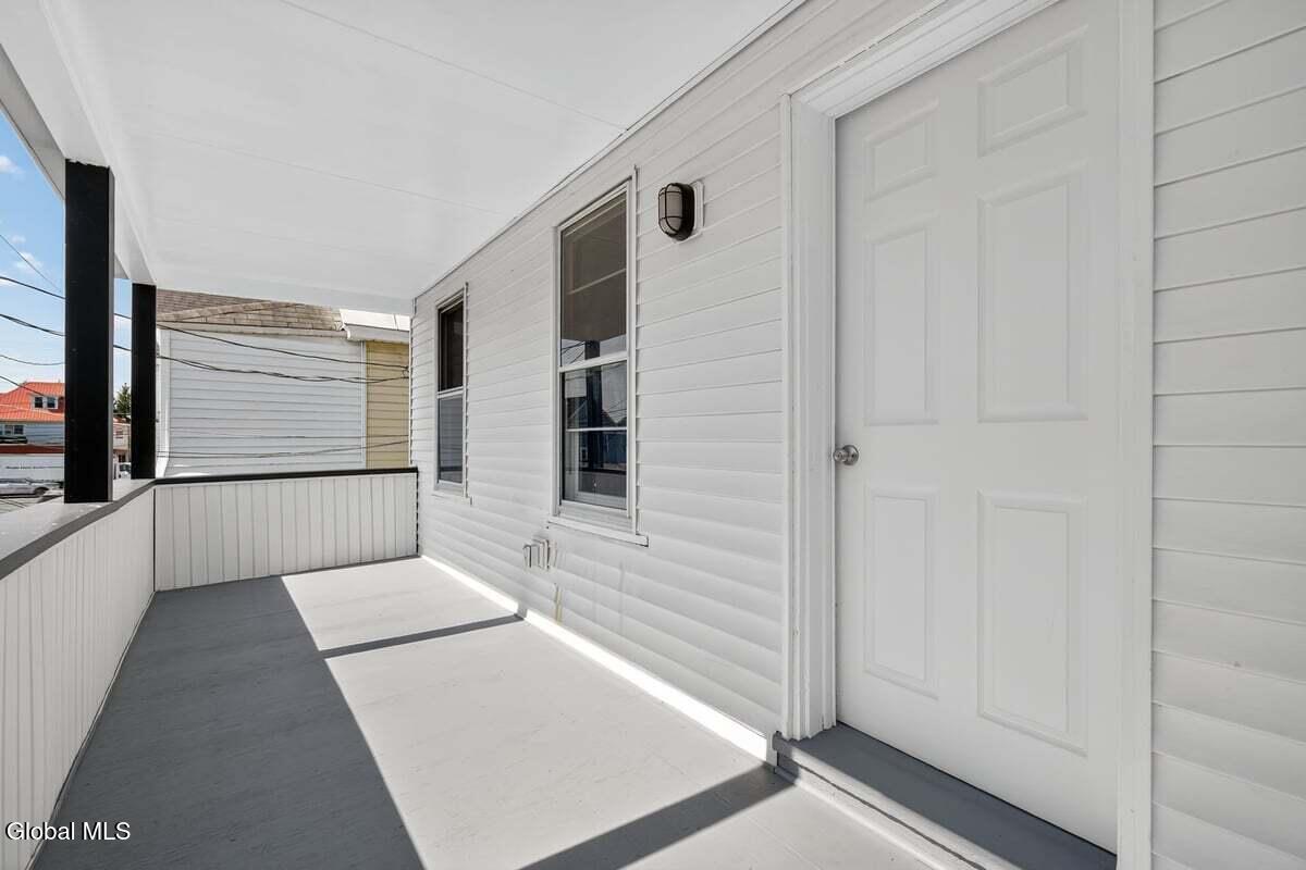 1331 Hodgson Street Schenectady, NY 12303 - Photo 16 of 28 1331 Hodgson St-22